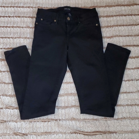 Marciano Black Denim 👖🖤 - Picture 5 of 10